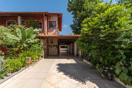 Casa para alugar com 360m², 4 quartos e 4 vagasGaragem