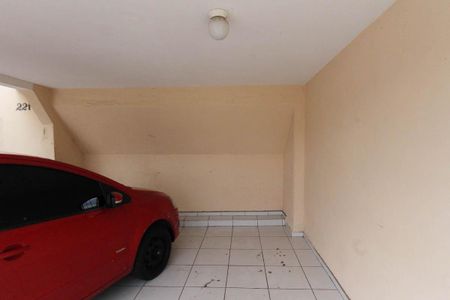Casa para alugar com 65m², 2 quartos e 1 vaga Casa para alugar com 65m², 2 quartos e 1 vagaGaragem