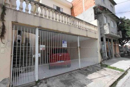 Casa para alugar com 65m², 2 quartos e 1 vaga Casa para alugar com 65m², 2 quartos e 1 vagaFachada