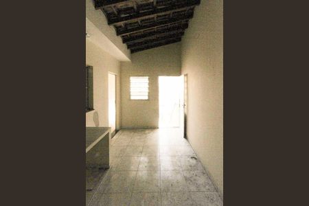Casa para alugar com 65m², 2 quartos e 1 vaga Casa para alugar com 65m², 2 quartos e 1 vagaÁrea de Serviço