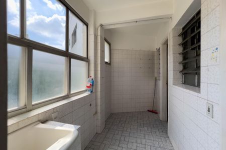 Apartamento à venda com 108m², 2 quartos e 1 vaga Apartamento à venda com 108m², 2 quartos e 1 vagaÁrea de serviço