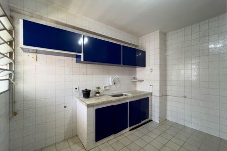 Apartamento à venda com 108m², 2 quartos e 1 vaga Apartamento à venda com 108m², 2 quartos e 1 vagaCozinha