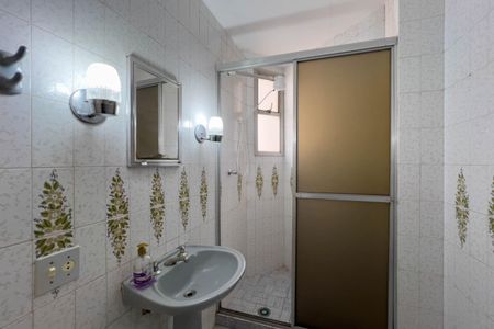 Apartamento à venda com 108m², 2 quartos e 1 vaga Apartamento à venda com 108m², 2 quartos e 1 vagaBanheiro