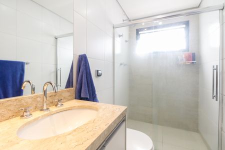 Apartamento à venda com 250m², 3 quartos e 3 vagasBanheiro da Suíte 2