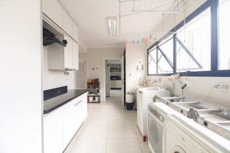 Apartamento à venda com 250m², 3 quartos e 3 vagasÁrea de Serviço