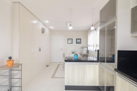 Apartamento à venda com 250m², 3 quartos e 3 vagasCozinha