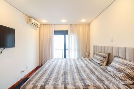 Apartamento à venda com 250m², 3 quartos e 3 vagasSuíte 1