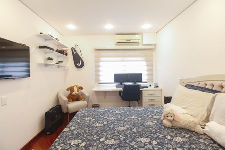 Apartamento à venda com 250m², 3 quartos e 3 vagasSuíte 2