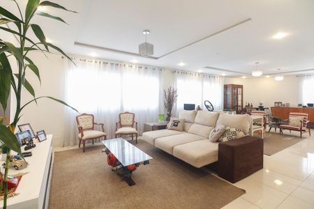 Apartamento à venda com 250m², 3 quartos e 3 vagasSala