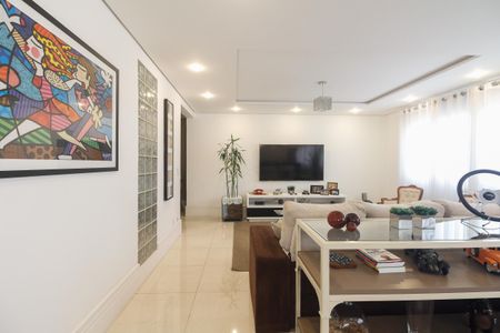 Apartamento à venda com 250m², 3 quartos e 3 vagasSala