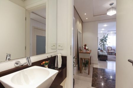 Apartamento à venda com 250m², 3 quartos e 3 vagasLavabo