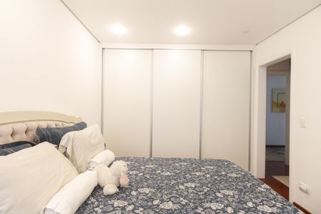 Apartamento à venda com 250m², 3 quartos e 3 vagasSuíte 2