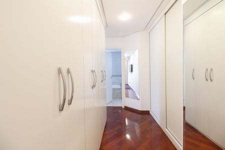 Apartamento à venda com 250m², 3 quartos e 3 vagasSuíte 1
