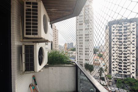 Apartamento à venda com 250m², 3 quartos e 3 vagasVaranda da Suíte 1