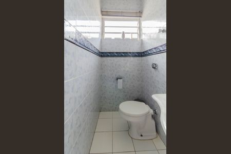 Casa à venda com 165m², 3 quartos e 2 vagasLavabo