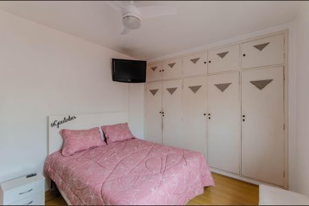 Casa à venda com 165m², 3 quartos e 2 vagasSuíte