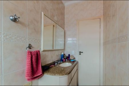 Casa à venda com 165m², 3 quartos e 2 vagasBanheiro Social