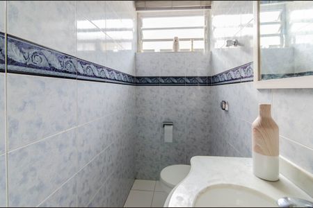 Casa à venda com 165m², 3 quartos e 2 vagasLavabo