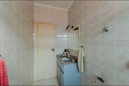 Casa à venda com 165m², 3 quartos e 2 vagasBanheiro da Suíte