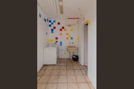 Casa à venda com 165m², 3 quartos e 2 vagasÁrea de Serviço