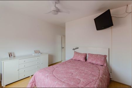 Casa à venda com 165m², 3 quartos e 2 vagasSuíte