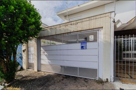 Casa à venda com 165m², 3 quartos e 2 vagasFachada