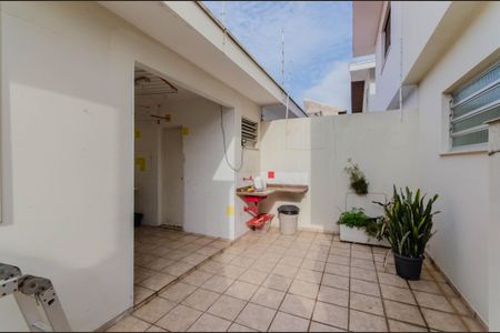 Casa à venda com 165m², 3 quartos e 2 vagasQuintal