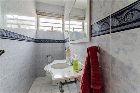 Casa à venda com 165m², 3 quartos e 2 vagasLavabo