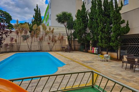 Apartamento à venda com 70m², 3 quartos e 2 vagasÁrea comum - Piscina