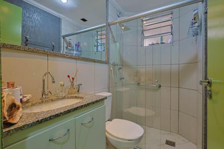 Apartamento à venda com 70m², 3 quartos e 2 vagasBanheiro