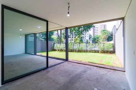 Casa de condomínio à venda com 515m², 4 quartos e 4 vagasSala