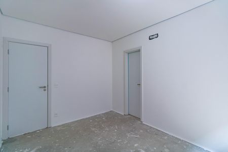 Casa de condomínio à venda com 515m², 4 quartos e 4 vagasSuíte 1