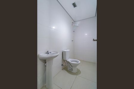 Casa de condomínio à venda com 515m², 4 quartos e 4 vagasBanheiro de Serviço