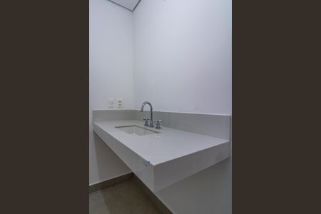 Casa de condomínio à venda com 515m², 4 quartos e 4 vagasBanheiro Suíte 3