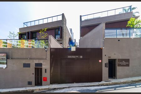 Casa de condomínio à venda com 515m², 4 quartos e 4 vagasFachada