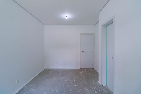 Casa de condomínio à venda com 515m², 4 quartos e 4 vagasSuíte 3