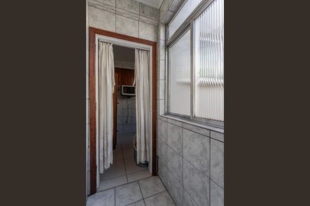 Apartamento à venda com 67m², 2 quartos e 1 vagaÁrea de Serviço