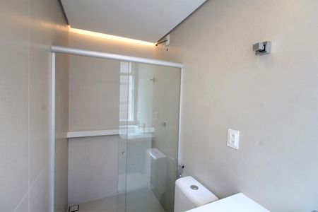 Apartamento à venda com 118m², 4 quartos e 2 vagasBanheiro da Suíte