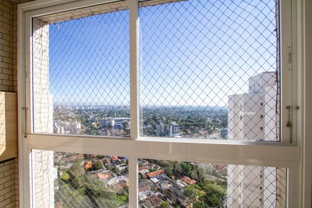 Apartamento à venda com 143m², 3 quartos e 2 vagas Apartamento à venda com 143m², 3 quartos e 2 vagasÁrea de Serviço