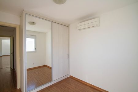 Apartamento à venda com 143m², 3 quartos e 2 vagas Apartamento à venda com 143m², 3 quartos e 2 vagasQuarto 2