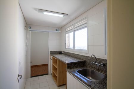 Apartamento à venda com 143m², 3 quartos e 2 vagas Apartamento à venda com 143m², 3 quartos e 2 vagasÁrea de Serviço