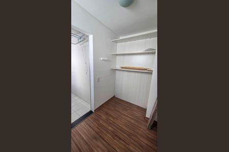 Apartamento à venda com 143m², 3 quartos e 2 vagas Apartamento à venda com 143m², 3 quartos e 2 vagasDespensa