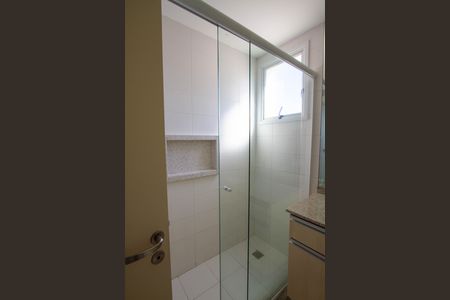 Apartamento à venda com 143m², 3 quartos e 2 vagas Apartamento à venda com 143m², 3 quartos e 2 vagasBanheiro da Suíte