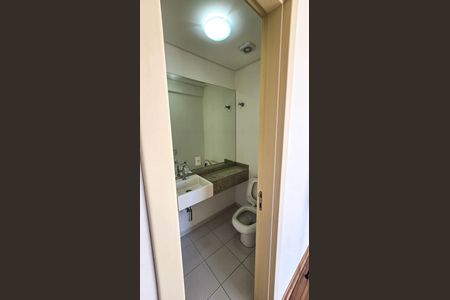 Apartamento à venda com 143m², 3 quartos e 2 vagas Apartamento à venda com 143m², 3 quartos e 2 vagasLavabo