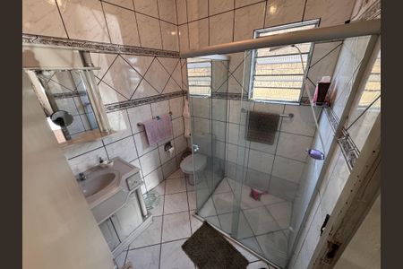 Casa à venda com 158m², 3 quartos e 1 vaga Casa à venda com 158m², 3 quartos e 1 vagaBanheiro da Suíte