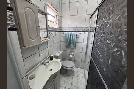 Casa à venda com 158m², 3 quartos e 1 vaga Casa à venda com 158m², 3 quartos e 1 vagaBanheiro Social