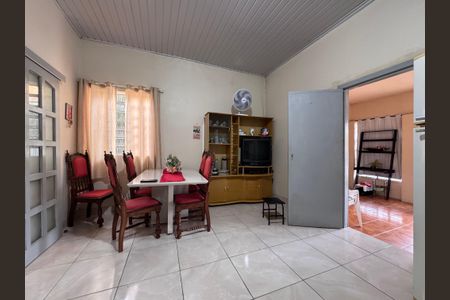 Casa à venda com 158m², 3 quartos e 1 vaga Casa à venda com 158m², 3 quartos e 1 vagaCozinha