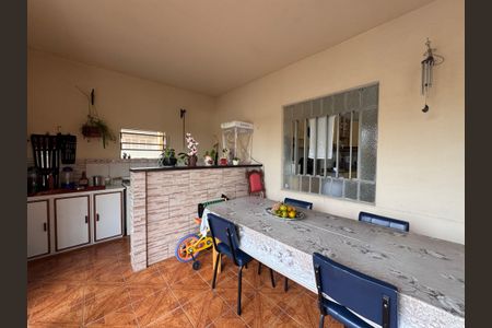 Casa à venda com 158m², 3 quartos e 1 vaga Casa à venda com 158m², 3 quartos e 1 vagaÁrea de Serviço