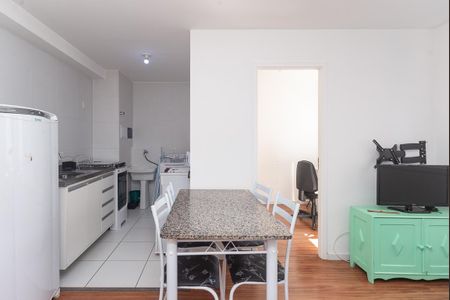 Apartamento para alugar com 34m², 2 quartos e sem vaga Apartamento para alugar com 34m², 2 quartos e sem vagaSala