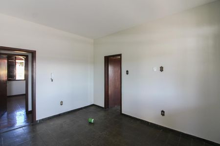 Casa à venda com 280m², 4 quartos e 1 vagaSala de Jantar